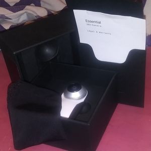 Camera exclusively for Essential phones